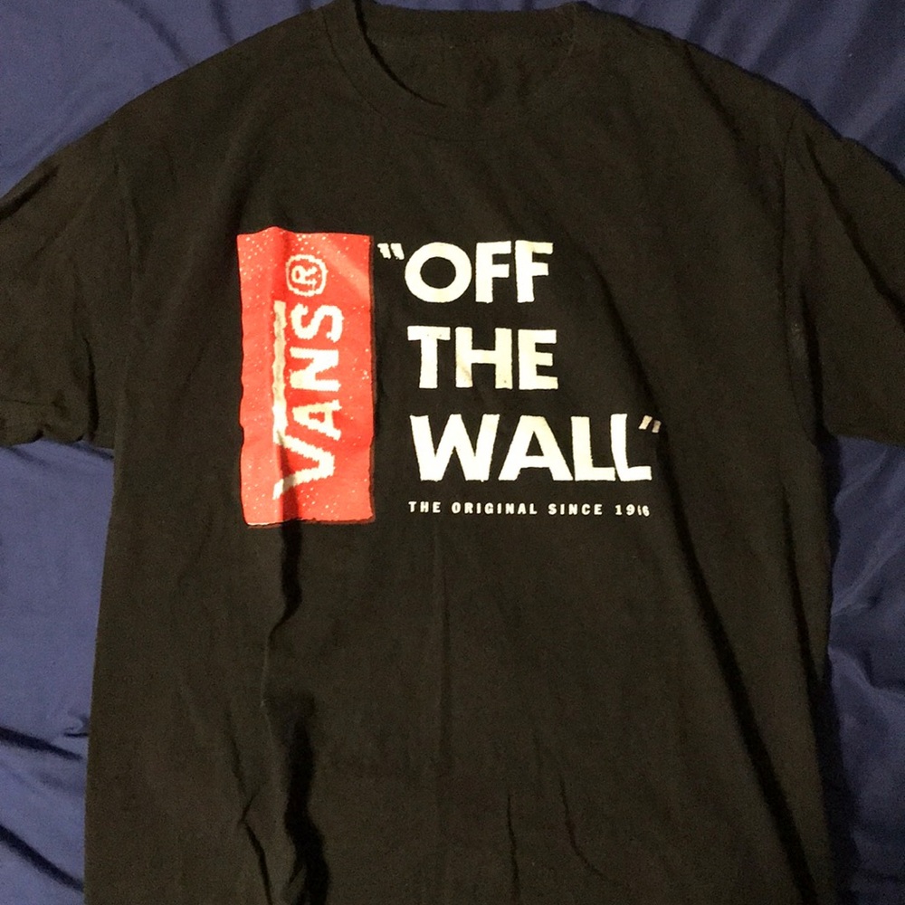 Basic Vans t-shirt. Size L.